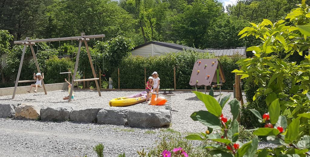 Camping Le Coin Charmant Chauzon Екстер'єр фото